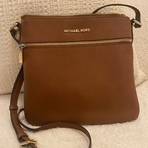 Michael Kors Crossbody- Camel